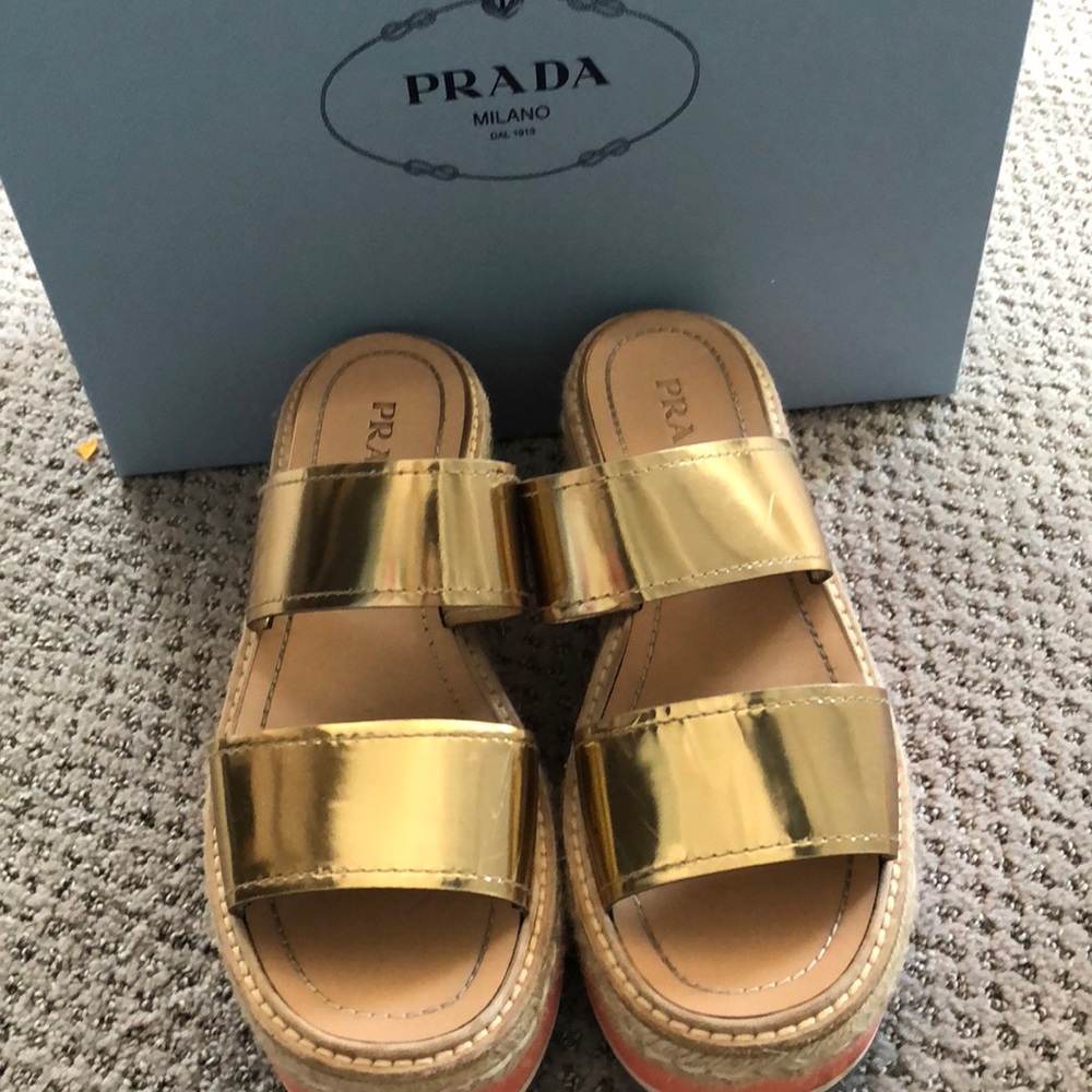 Prada platform gold sandals TTS